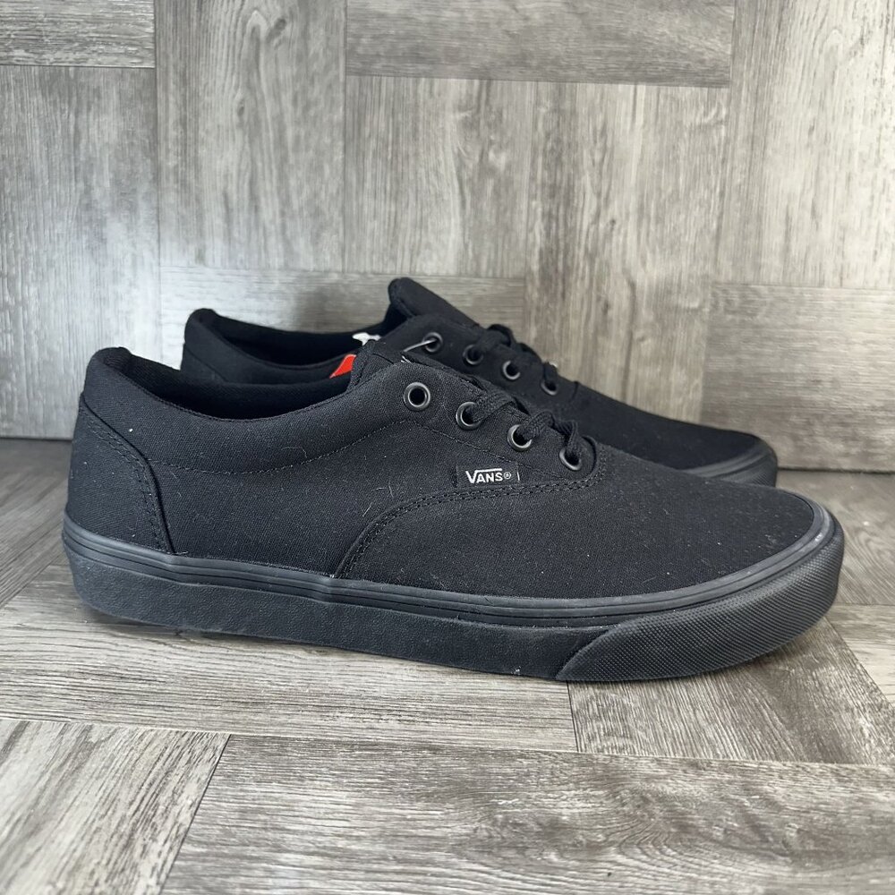 Vans Doheny Sneakers Women 11 Black Canvas Low Top Skate Shoes NEW